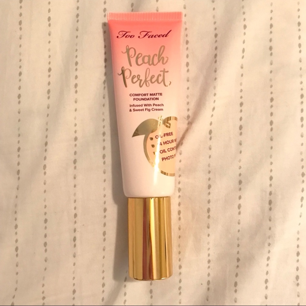 Too Faced Peach Perfect Comfort Matte Foundation